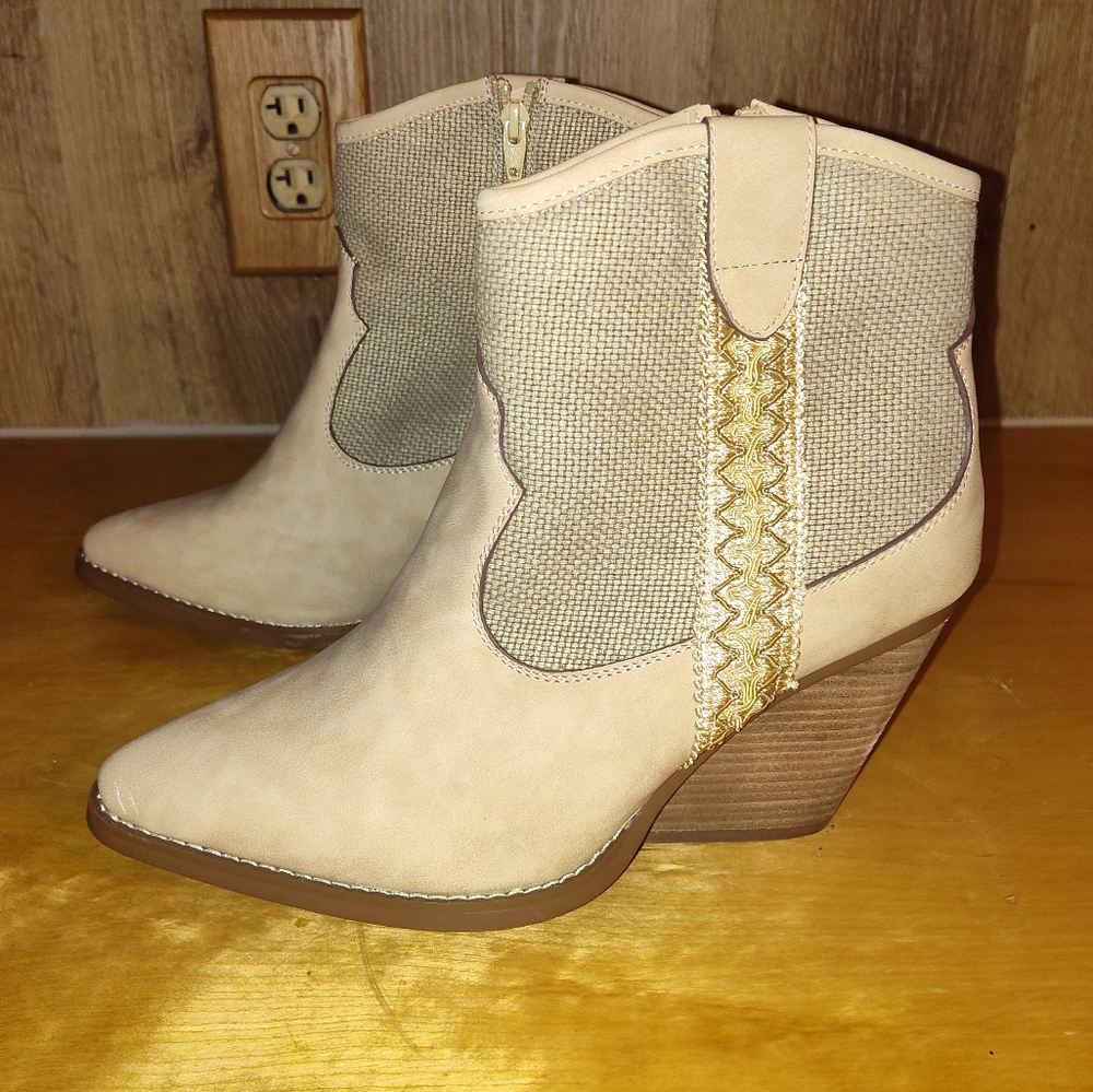 Comfort Boots